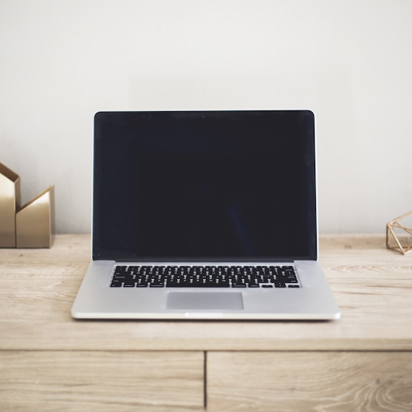 ASUS VivoBook 15 OLED